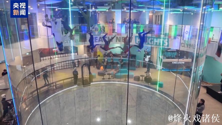 阿联酋世界跳伞锦标赛在阿布扎比举行